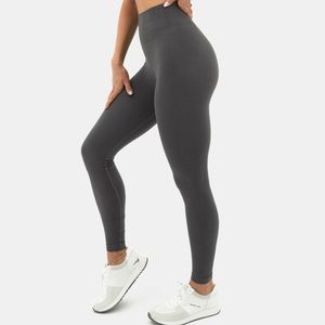 Energy Pant - Balance Athletica Quartz collection